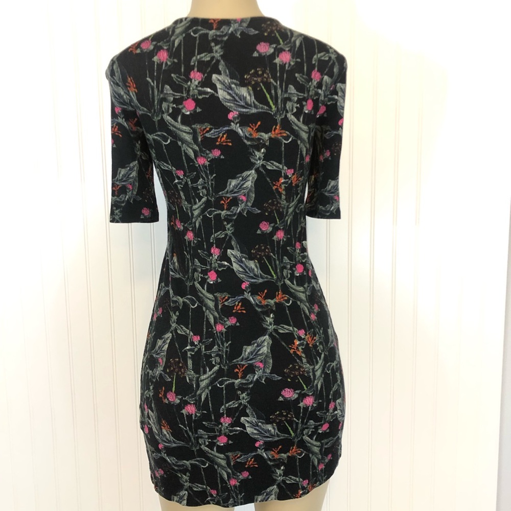 Topshop Black Floral Lace Up Fitted Mini Dress Ribbed Size 4 - Picture 4 of 10